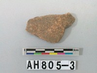 藏品(紅色夾砂陶片)的圖片